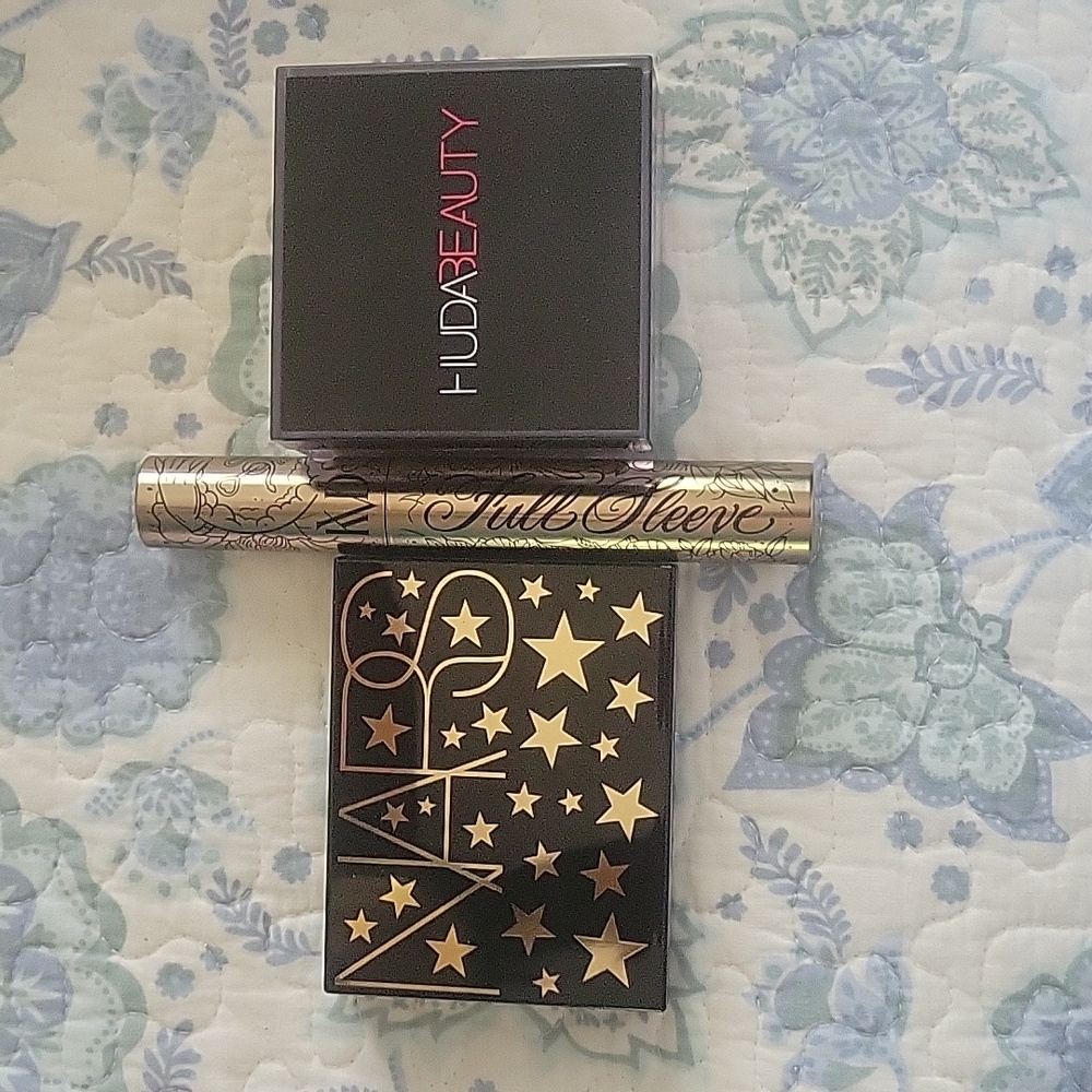 Huda Beauty & Nars Setting Powders